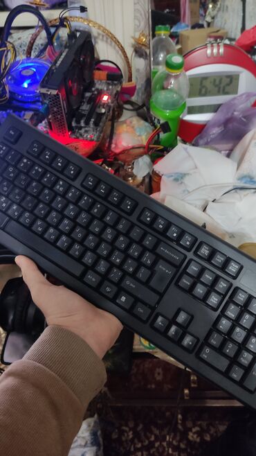 клавиатура компьютера: Клавиатура, A4Tech, Мембрандык, Зымдуу туташтыруу, Өлчөмү: 100%