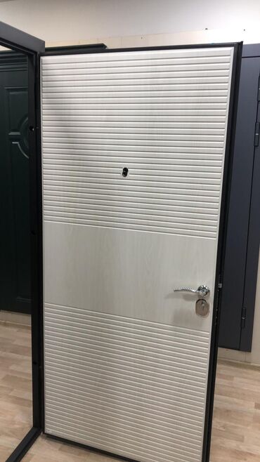 Giriş qapıları: Mənzil üçün Yeni Giriş qapısı Çərçivə ilə, Zəmanətli, Ödənişli çatdırılma, Rayonlara çatdırılma, Pulsuz çatdırılma — 7