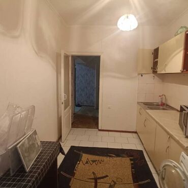 4 комнатная квартира в Кыргызстан | Долгосрочная аренда квартир: 2 комнаты, 58 м², Индивидуалка, 4 этаж