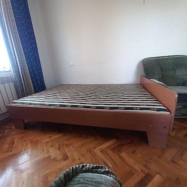Çarpayılar: Taxta çarpayı 

- Material: möhkəm laminat — 1