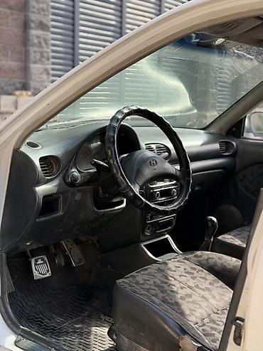 Hyundai: Hyundai Accent: 1996 г., 1.3 л, Механика, Бензин, Седан — 6