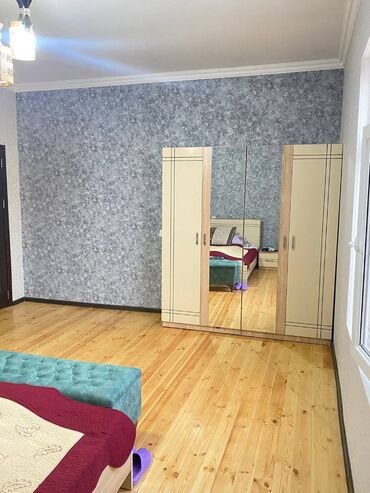 Uzunmüddətli kirayə evlər: 150 kv. m, 4 otaqlı, Su, Telefon, İnternet -da lalafo.az — 3 Uzunmüddətli kirayə evlər: 150 kv. m, 4 otaqlı, Su, Telefon, İnternet — 3