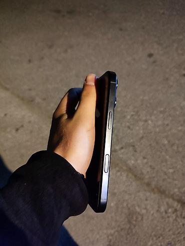 pro controller: IPhone 16 Pro, 128 GB, Qara, Face ID — 3
