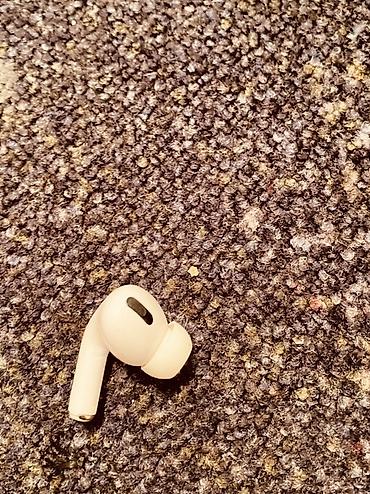 samsung s32: Беспроводные наушники Apple AirPods Pro (первое поколение) с зарядным — 3
