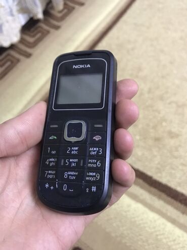 nokia 252: Nokia 1, rəng - Qara, Düyməli