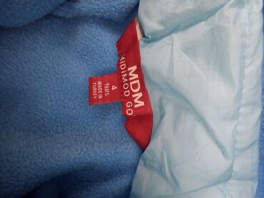 Kurtkalar: Uşaq üçün qış/yarım mövsüm gödəkcə dəsti. 1) Açıq mavi kapüşonlu — 8