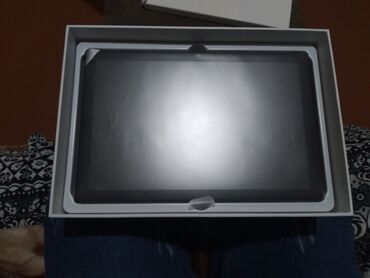 Аксессуары для ПК: Bu planşet multimedia, internetə çıxış və yolda işləmək üçün ideal