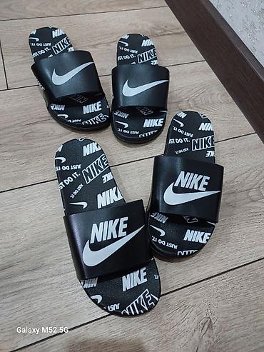 найк nike: Шлёпанцы Nike p. 36-37 - Тип: сланцы/шлёпанцы с широкой перемычкой — 1