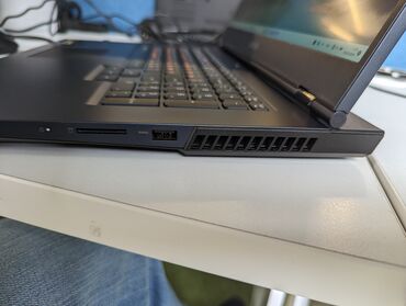 lenovo ideapad 320 qiymeti: İşlənmiş Lenovo 17 ", AMD Ryzen 5, 1 TB, Ünvandan götürmə