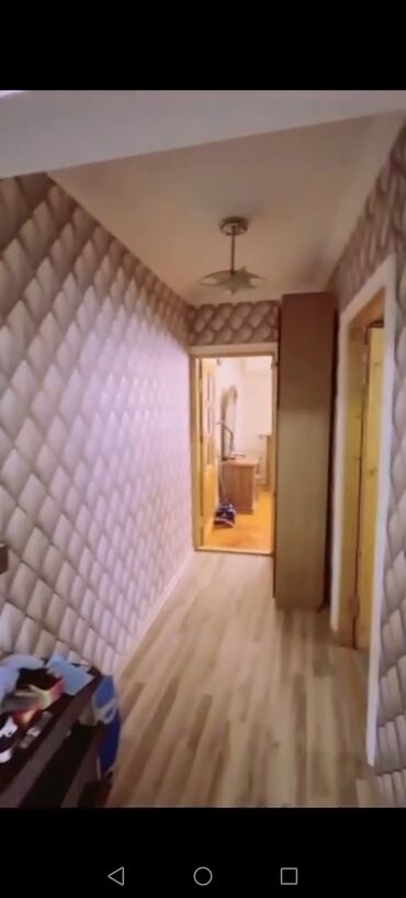 Köhnə tikili: Bakı, 3-cü mikrorayon, 2 otaqlı, Köhnə tikili, m. Memar Əcəmi, 70 kv. m — 5