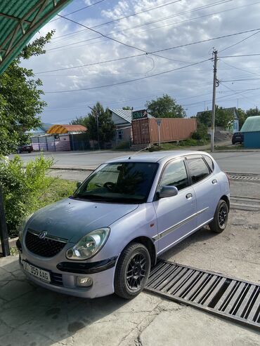 Toyota: Toyota Дуэт: 2003 г., 1 л, Автомат, Бензин, Хэтчбэк