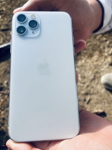 Apple iPhone: IPhone 11 Pro, Б/у, 64 ГБ, Белый, Защитное стекло, 79 %