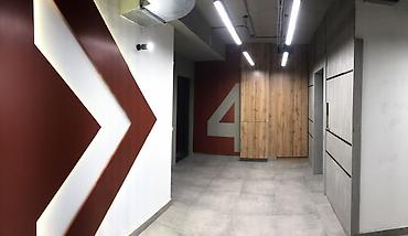 Аренда офисов: Аренда офисов, 42 м², В бизнес центре, С видом на горы — 13