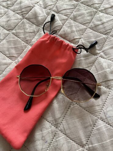 очки солнечный: Солнечные очки (чехол в подарок)