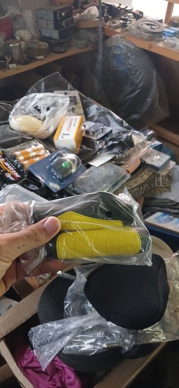 Sükan üzlükləri: Avtomobil sükan aksesuarları və hissələri dəsti - Sükan üzlükləri — 35