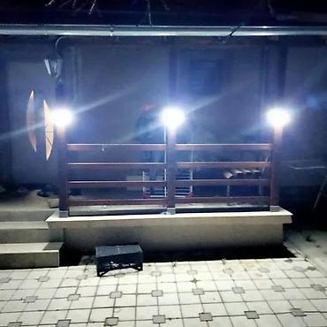 forma ideale za terasu: SOLARNI LED REFLEKTOR UGAONI JORTAN | Solarna Lampa Reflektor — 4