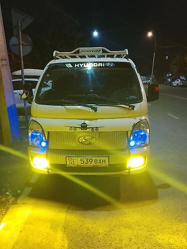 chery icar: Hyundai Porter II — тентованный малотоннажный бортовой грузовик — 1