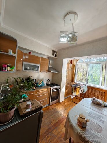 аренда квартиры частный дом: 2 комнаты, 60 м², 106 серия, 1 этаж, Косметический ремонт