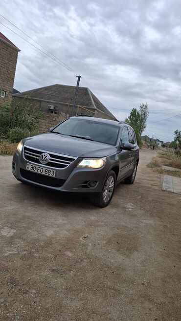 volkswagen r17: Volkswagen Tiguan: 2 l | 2009 il Universal