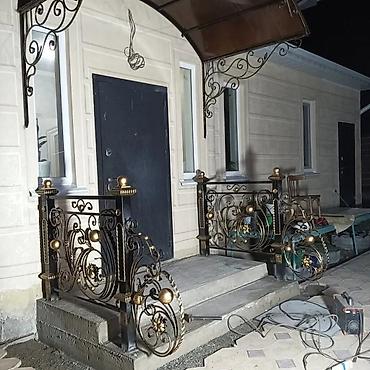 Изготовление перил: Изготовление перил Материал: Кованное железо, Наружные, Бесплатный замер — 100