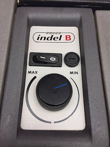 Auto oprema: INDEL B kompresorski frizider - 12/24 v ODLICAN INDEL B kompresorski — 2