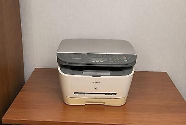 Printer tam islekdir 50 azn Sadece kagizi cixaranda birez yigir