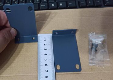 ls 4 6: Ушки-держатели для установки в стойку 19" коммутаторов Hikvision 24