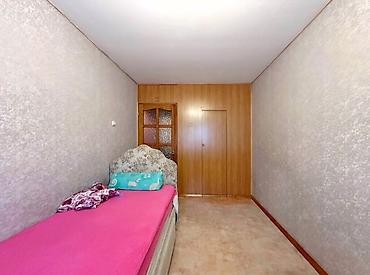 Продажа квартир: 3 комнаты, 58 м², ул. Огонбаева / Гоголя 104 серия, 2 этаж, Косметический ремонт — 2