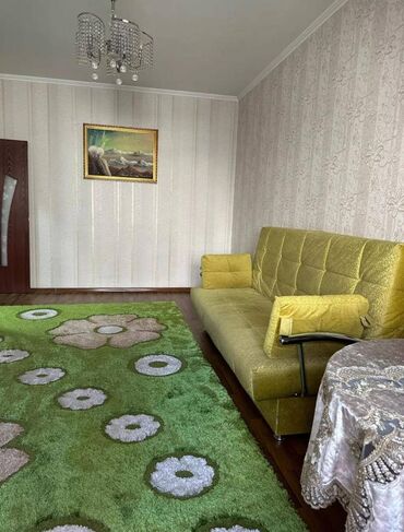 улан микрорайон: 2 комнаты, 55 м², 106 серия улучшенная, 4 этаж, Косметический ремонт