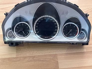 mercedes panel: Mersedes w211 w 212 piriboru km ile işlək vəziyyətdədir təcili satılır — 2