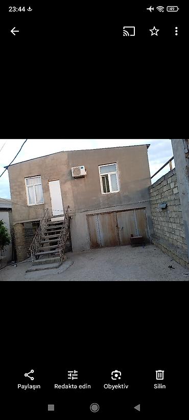 Həyət evləri və villaların satışı: 2 mərtəbəli həyət evi - Ümumi plan: daş hasarla əhatəli həyət, geniş — 1