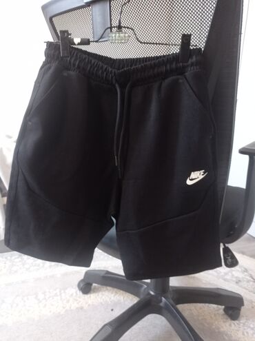 женская одежда бишкек оптом и в розницу: Эркектердин шортасы, S (EU 36), Nike, Жаңы, түсү - Кара, Акылуу жеткирүү