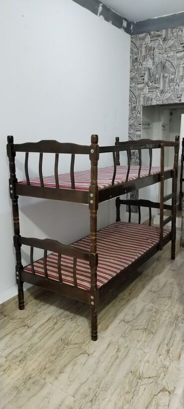 кровать детская: Б/у, Для девочки и мальчика, Без матраса, Без выдвижных ящиков, Азербайджан