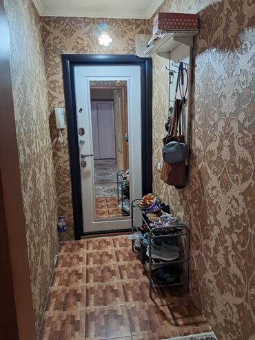2 комнатная квартира в оше: 3 комнаты, 58 м², 104 серия, 2 этаж, Косметический ремонт