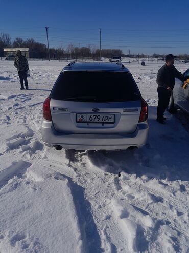 Subaru: Продаю Subaru Outback трёхкубовый 2004 год состояние отличное резина