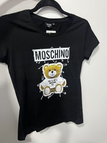 majice boss: Nova moschino majica