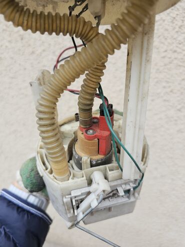 Бензонасосы: Бензонасос Ford 2005 г., Б/у, Оригинал, Германия — 8