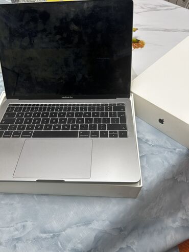 Apple MacBook: İşlənmiş Apple MacBook, 13.3 ", Intel Core i7, 128 GB, Ünvandan götürmə, Ödənişli çatdırılma — 5