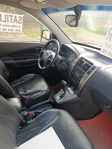 mazda cx 5: Hyundai Tucson: 2.7 l | 2008 il Ofrouder/SUV — 2