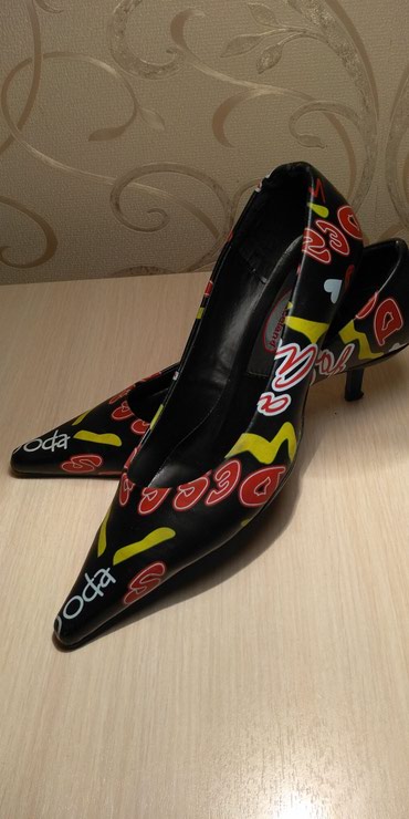 фирменные итальянские туфли: Туфли Basconi, 37.5, цвет - Черный