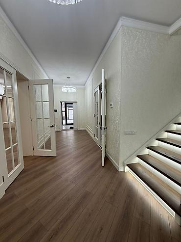 Продажа коттеджей и домов: 🏡 Продаётся шикарный особняк в престижном районе Бишкека 📍 р-н — 16