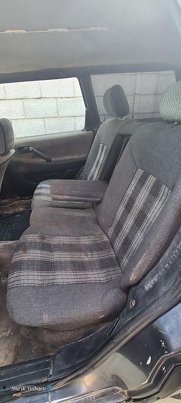 авто европа: Volkswagen Passat Variant: 1988 г., 1.8 л, Механика, Бензин, Универсал — 5