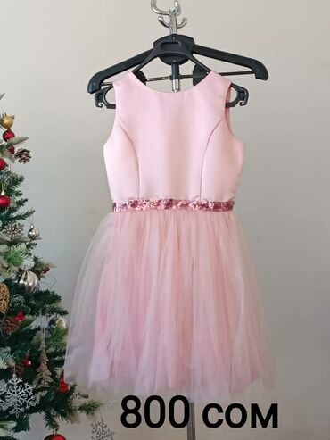 Платья: Платья для девочек на новый год. розовый на 7-9 лет цена 800 сом