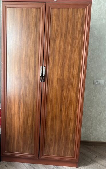 taxta şkaf: Açılan, 2 qapılı Düz dolab, Şifonyer