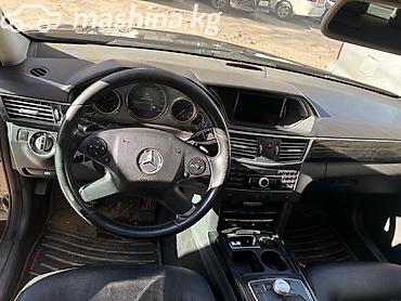 Mercedes-Benz: Mercedes-Benz E-Class: 2010 г., 3 л, Автомат, Бензин, Седан — 4