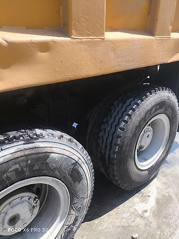 пултовые машины: Самосвал SHACMAN F2000, 6x4, оранжевый. - Конфигурация: трехосный — 3