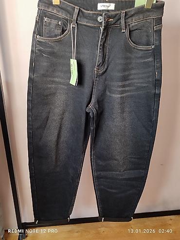 Джинсы: Женские джинсы из плотного денима, несколько вариантов кроя и — 2