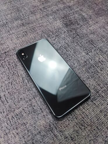 Apple iPhone: IPhone Xs Max, Б/у, 64 ГБ, Jet Black, Чехол, 77 %