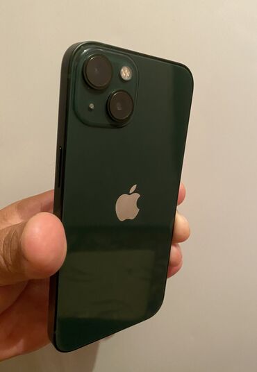 Apple iPhone: IPhone 13, Б/у, 128 ГБ, Alpine Green, Чехол, Защитное стекло, Коробка, 88 %