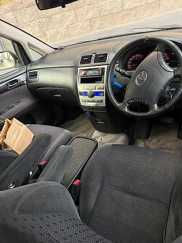 Toyota: Toyota Ipsum: 2003 г., Минивэн — 4